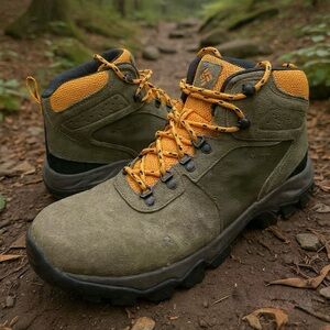 Columbia Newton Ridge Plus II Waterproof Men's  Hiking Leather Boots US 11.5